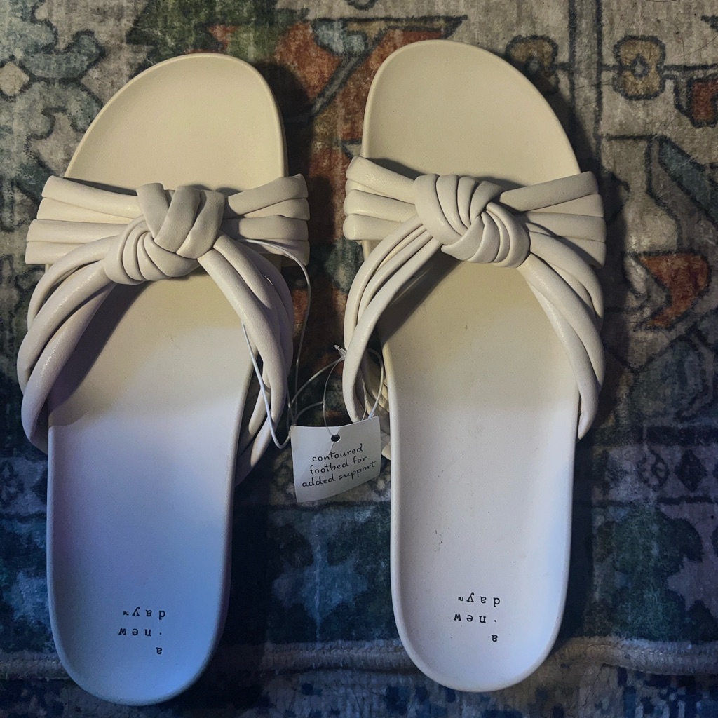 A New Day Women's Cream Knotted Sandals